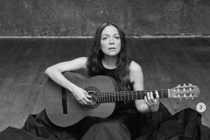 1256400xeu20230205191155