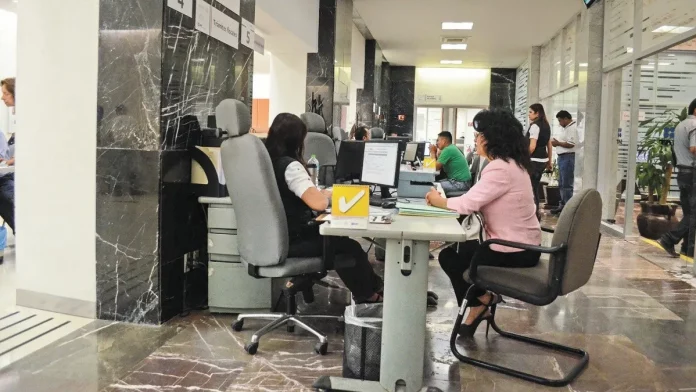 oficinas_del_sat_en_lax22x.jpg_554688468