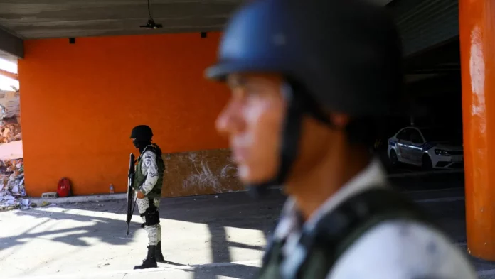 guardia_nacional_otis_acapulco_reuters_crop1705630220648.jpeg_552841426