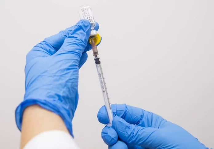 vacunas-RDttBAmaUjIDbBbbsugwbJI-1200x840@diario_abc