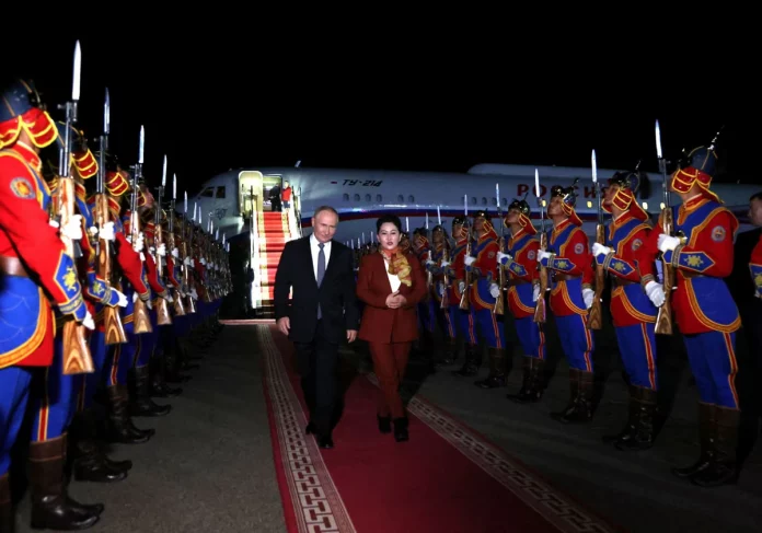putin-mongolia-RCwGEkSrXPR3ZzBiw6d2FWI-1200x840@diario_abc