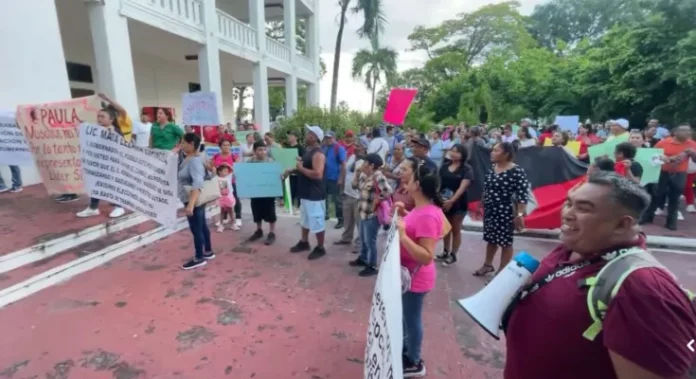 76E64B24-ECD5-4FE4-8428-7E0063E01C45