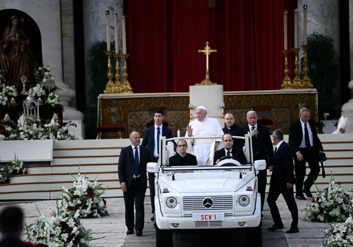 pope-ayer-RwxGVnqN318zQnWwP49qhXJ-1200x840@diario_abc