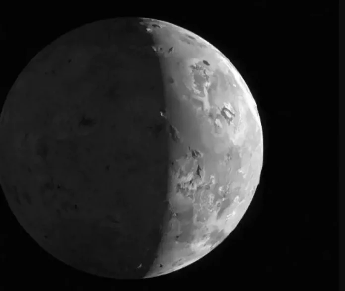 la-base-lunar-de-china-incluira-una-central-nuclear-informan_6067dbc2-32d1-403e-86be-d1e04541344a_medialjnimgndimage=fullsize