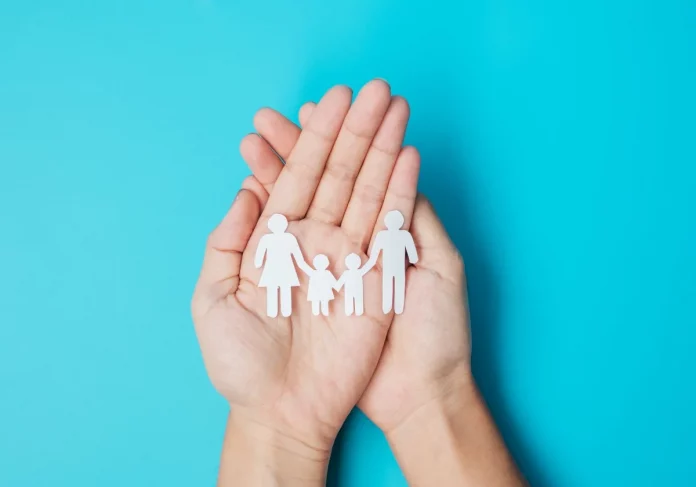 ceu-familia-R31ZHZvkv2HA1i7UPUrt6QI-1200x840@diario_abc