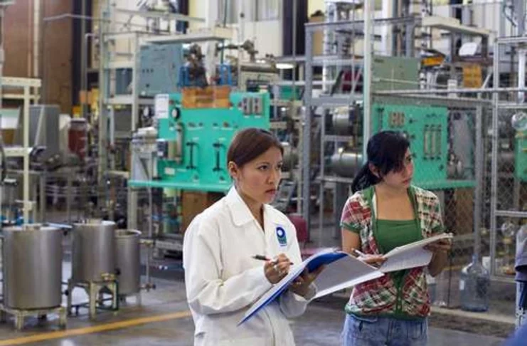 En México, solo 30% de personas egresadas del área de ciencia y tecnología son mujeres