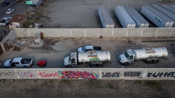 subio-176-recaudacion-en-aduanas-tras-investigaciones-por-huachicol-fiscal_35730130-ac3a-4265-a1ef-141edd3d7cc8_medialjnimgndimage=fullsize