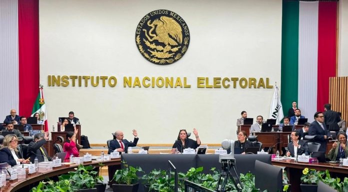 INE aplaza nuevamente aprobación de lineamientos para regular procesos internos de los partidos rumbo a 2027