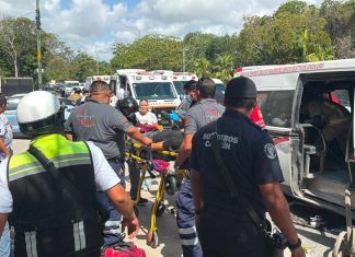 Carambola de seis vehículos deja al menos 17 lesionados en la avenida Nichupté de Cancún