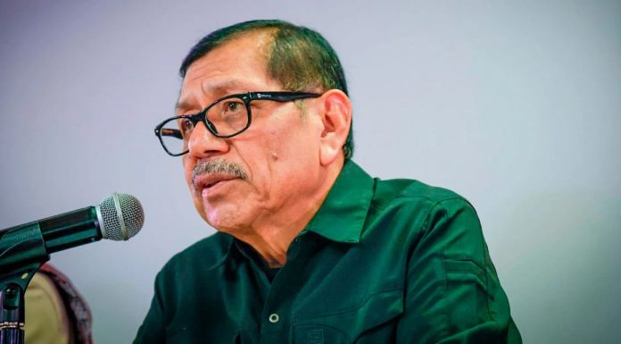 El exsecretario de Seguridad de Sinaloa que se entregó en EU ya abandonó la custodia