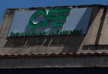 CFE gana batalla legal en EU: Seguirá juicio contra exdirectivos por contratos de gas natural