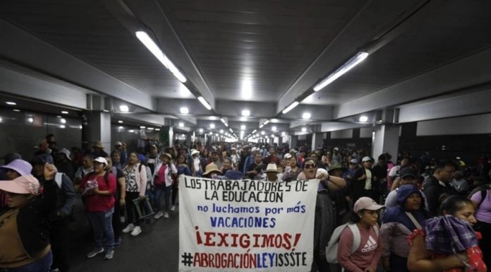 Legisladores que no ven, reformas que no sienten