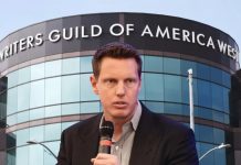 Sindicato de Guionistas de EU se lanza contra el CEO de Paramount