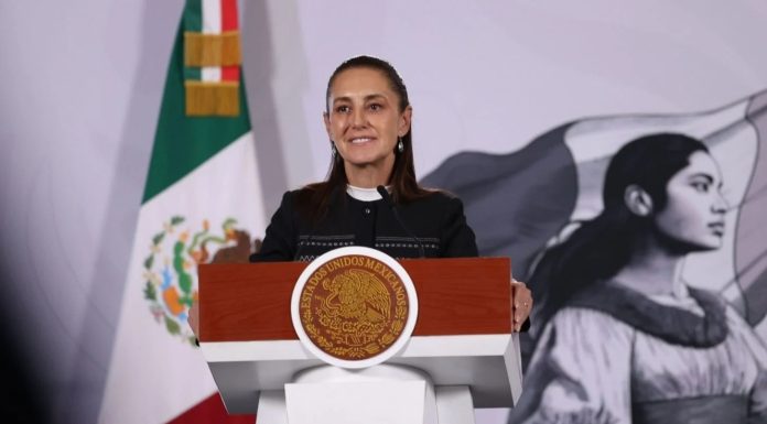 Sheinbaum envía iniciativa al Congreso para eliminar doble nacionalidad en candidaturas a la Presidencia