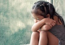 Perder a un progenitor duplica las tasas de problemas de salud mental entre los niños