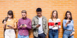 Las generaciones y la información política