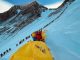 Orina de escaladores en el Everest derrite 2 mil 500 toneladas de hielo por año, revela investigación