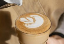 ¿Por qué tu café sabe amargo? 5 errores al prepararlo que pueden arruinar una buena taza