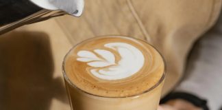 ¿Por qué tu café sabe amargo? 5 errores al prepararlo que pueden arruinar una buena taza