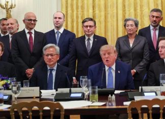 Google, Meta y OpenAI firman pacto con Trump para autorregular la IA