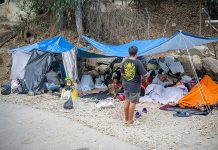 El Gobierno asume el control del puerto de Ceuta para alojar a migrantes en carpas