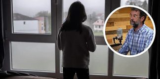 Rafa Guerrero, psicoterapeuta y doctor en educación: «Un niño sobreprotegido va a ser una persona adulta manipulable y que no va a saber tomar decisiones»