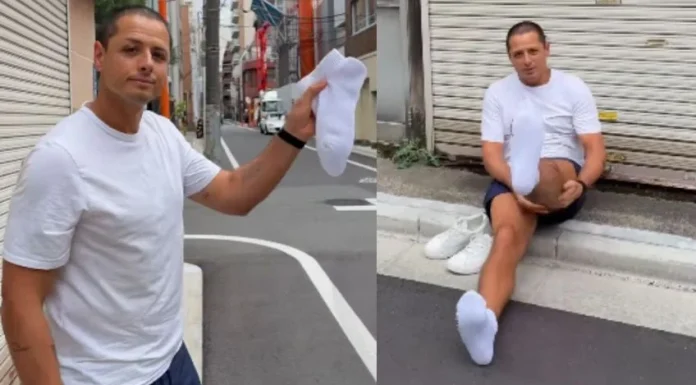 Chicharito recorre las calles de Japón en calcetines: ¿Qué tan limpias están?