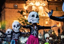 México prevé recibir 1.69 millones de turistas en hoteles por Día de Muertos
