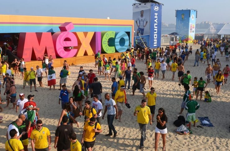 Diputados aprueban, en lo general, aumento a tarifa para turistas extranjeros