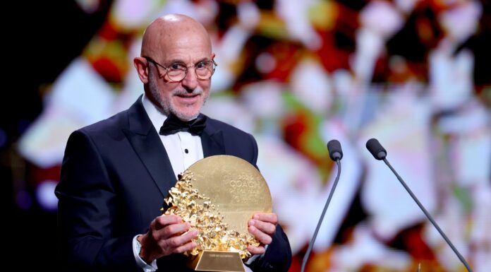 Balón de Oro: Luis de la Fuente, DT de la Roja, es el mejor entrenador del año