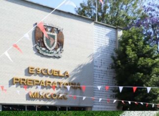 Continúan sin clases alrededor de 10 mil alumnos de UNAM por paros en Prepa 1 y 8