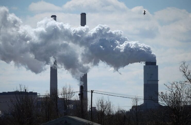Gases de efecto invernadero alcanzaron récord histórico; olas de calor y ciclones romperán referencias de medición: OMM