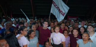Gino Segura fortalece la organización de Morena en Chetumal
