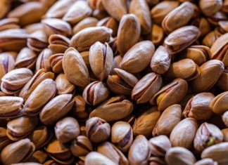 ¿Los pistaches ayudan a dormir mejor? Esto revela una nueva revisión científica de EU