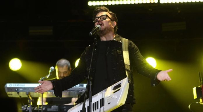 Psiquiatra de Aleks Syntek rompe el silencio, revela la verdadera enfermedad que padece el cantante