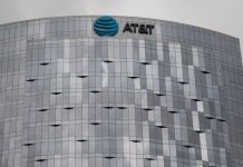 Grupo Televisa y Fintech Holdings compran AT&T por 2,000 millones de dólares