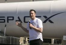 Elon Musk promete acción de SpaceX a cada niño en EUA