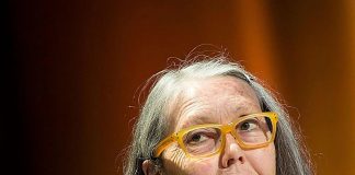Seis libros para conocer a Anne Carson, la poetisa y ensayista canadiense Premio Nobel de Literatura