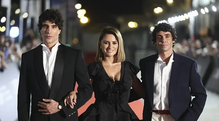 La saga continúa: los hijos de Penélope Cruz y Aitana Sánchez-Gijón debutan en ‘La bola negra’