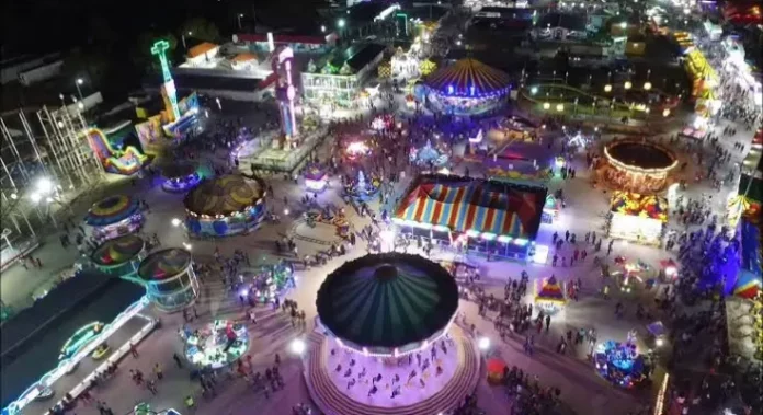 74133775-580B-47E9-AD63-998FF8C42853