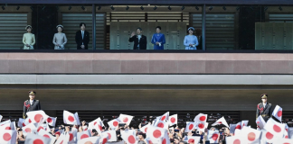 Japón reforma la ley de sucesión imperial pero mantiene veto a las mujeres